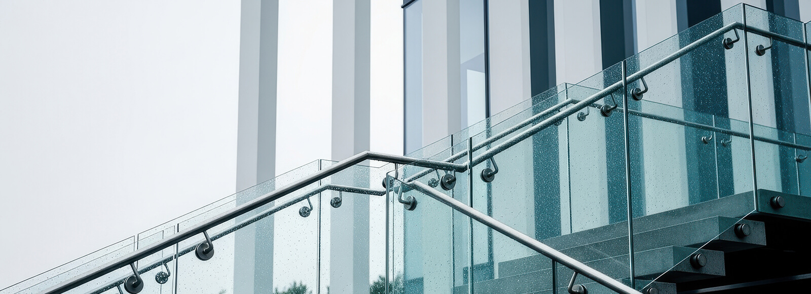 Midi Miroiterie fabricant de verre de sécurité pour les gardes-corps